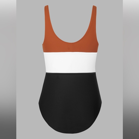 Colorblock Colombia Coast Keyhole One Piece Swimsuit - Picture 2 of 3